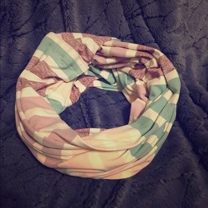 Lululemon multi wear scarf
